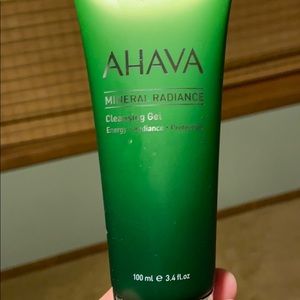 Ahaha Mineral Radiance-SEALED Cleansing Gel